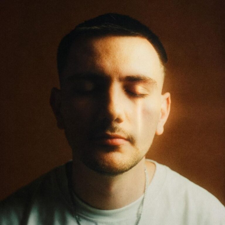 hulvey's cry album cover